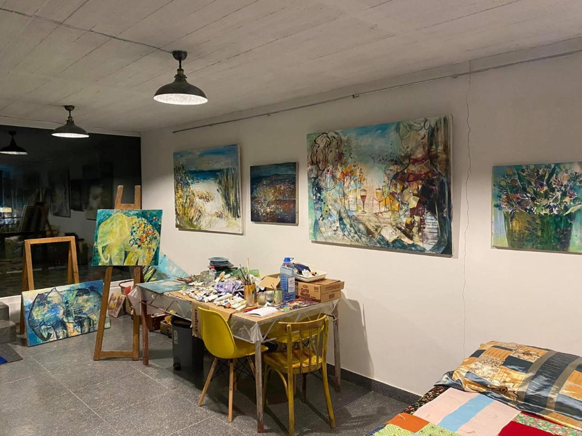 Artist'S House Hotel Tetritskaro ภายนอก รูปภาพ
