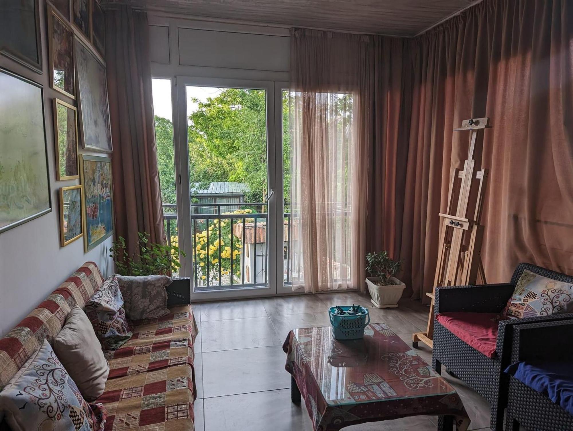 Artist'S House Hotel Tetritskaro ภายนอก รูปภาพ